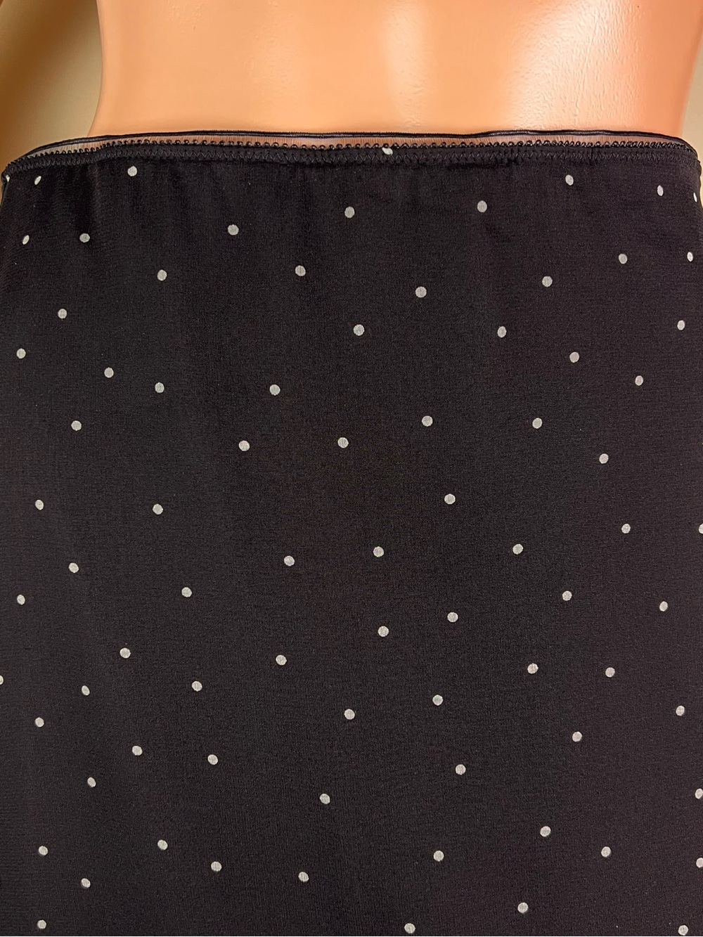 NEW VINCE BLACK POLKA DOT SILK MIDI SKIRT - Picture 4 of 9